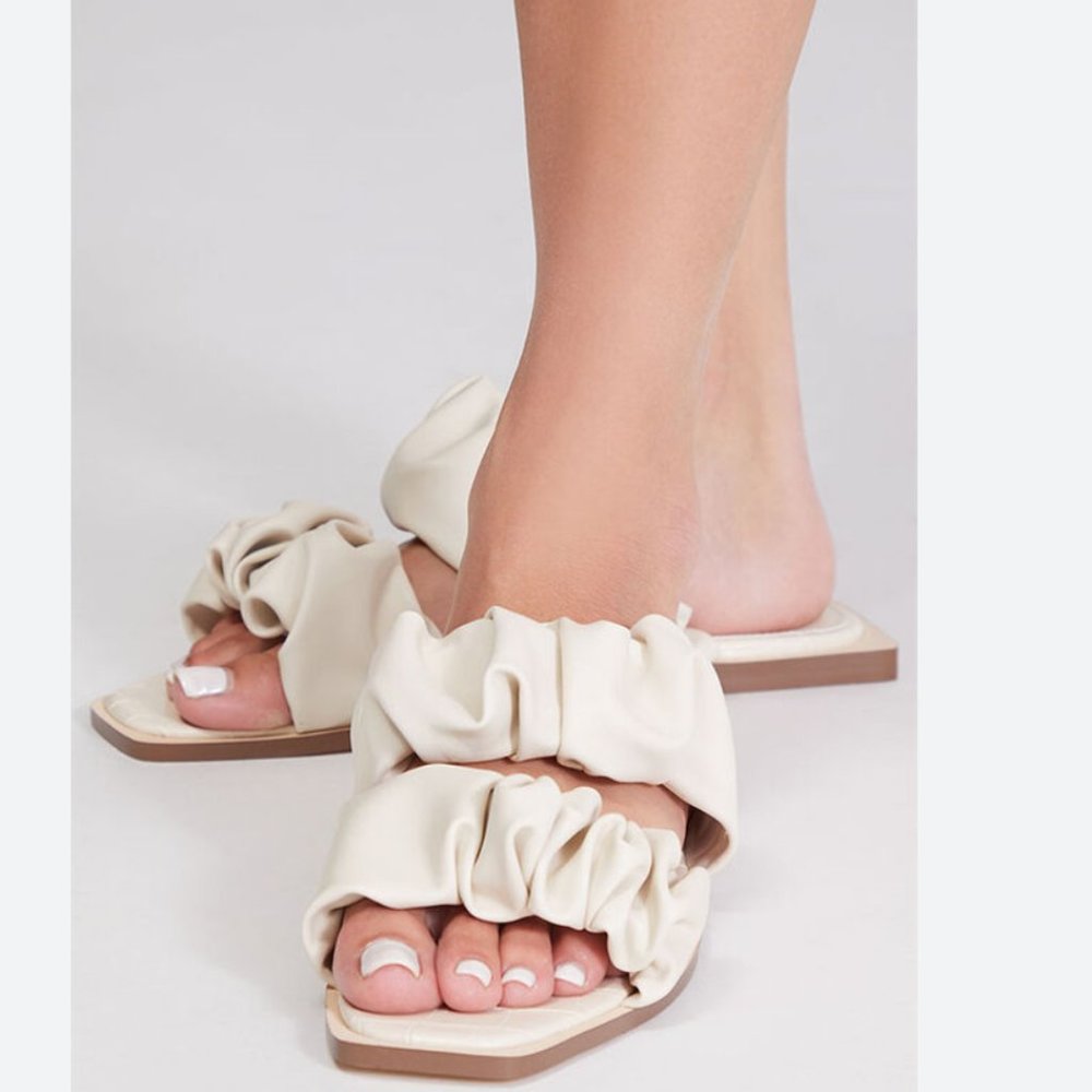 NEW Circus by Sam Edelman Women's Iggy Ruched Slide Sandals MODERN IVORY